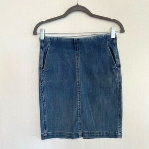LOFT Women's Size 27/4 Pull On Denim Pencil Mini Skirt